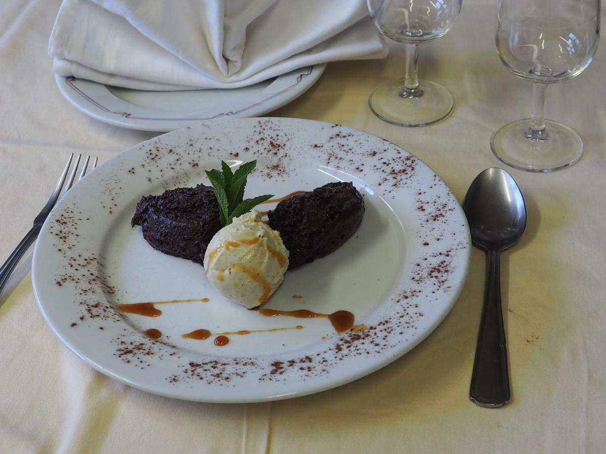 Hotel Restaurant La Manse Dornecy Экстерьер фото